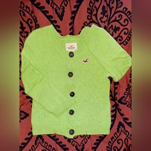 Like new Hollister sweater size medium